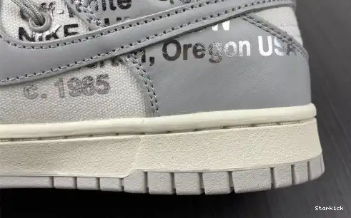 42 DM1602-117 Dunk Low Nike O-W Lot 0426